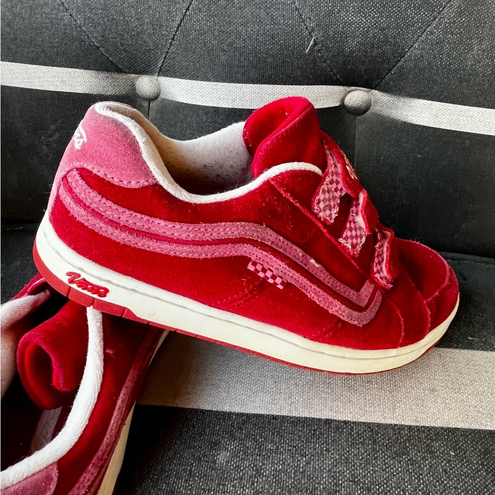 RARE Vintage Vans size 8 women’s pink and red Suede Velcro SO CUTE!